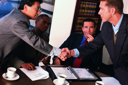 阜宁收债公司：面对强硬债务人，如何巧妙讨回欠款？